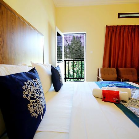 Oyo 2887 Hotel Sn International Kumily Exterior photo